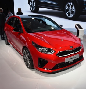 KIA na autosalonu v Paříži 2018