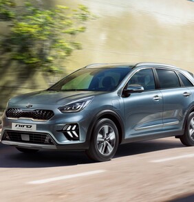 Modernizovaná Kia Niro HEV a PHEV s technologií UVO CONNECT
