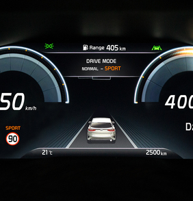 XCeed představí zcela nový digitální přístrojový štít