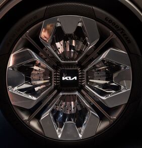 Kia v roce 2020 prodala v ČR 8 332 vozů, je 7. nejprodávanější značkou  