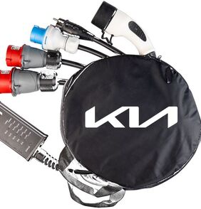 Se sadou Kia EV Power Wallbox 4Go nabijete elektromobil doma, na chatě i v kempu