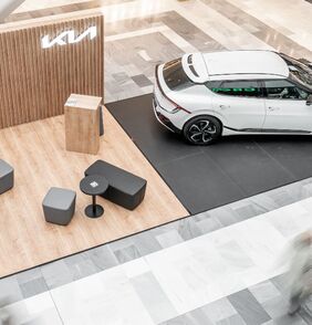 Proč je Německé auto roku 2022 z Jižní Koreje? Odpověď nabízí KIA  návštěvníkům OC Chodov 