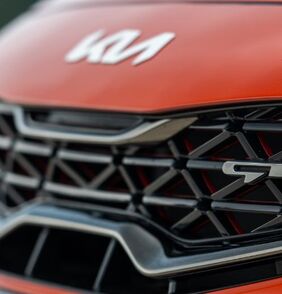 Skupina HMG se značkou Kia věnuje 2 miliony dolarů na pomoc Turecku zasažené zemětřesením