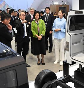 Skupina HMG a singapurský úřad HTX se dohodly na spolupráci na podpoře mobility, robotiky a vodíkových technologií