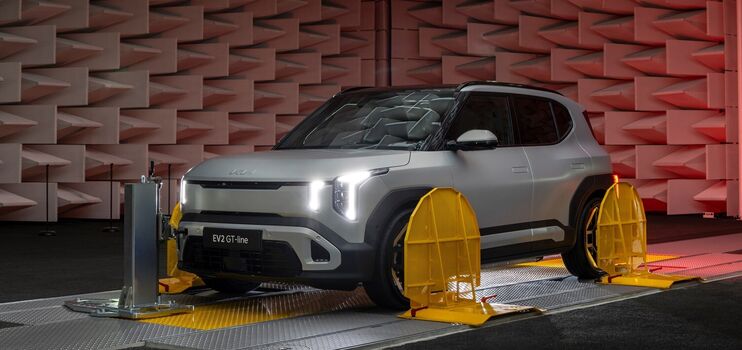 Pojízdná zóna klidu: Kia EV2 s mimořádně tichým interiérem