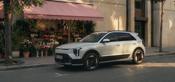 Modernizovaná Kia Niro v ČR: více technologií, vyšší bezpečnost a úsporný hybrid