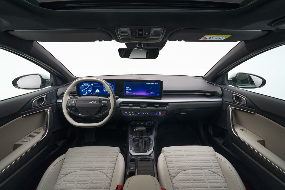kia_xceed_morning_haze_interior_print_6000x4000-001
