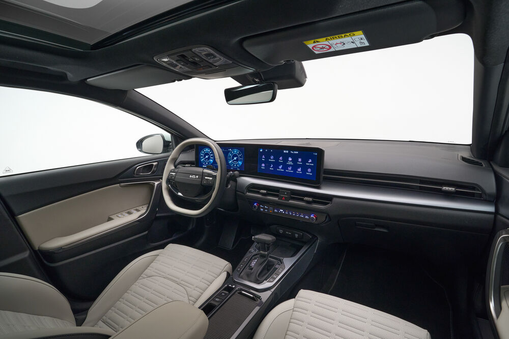 kia_xceed_morning_haze_interior_print_6000x4000-002