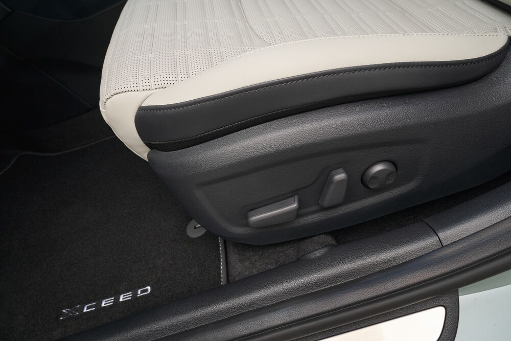 kia_xceed_morning_haze_interior_print_6000x4000-008
