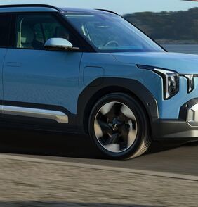 Kia EV2 postoupila do finále ankety Evropské auto roku 2027. Kia slaví historickou šestou účast v řadě